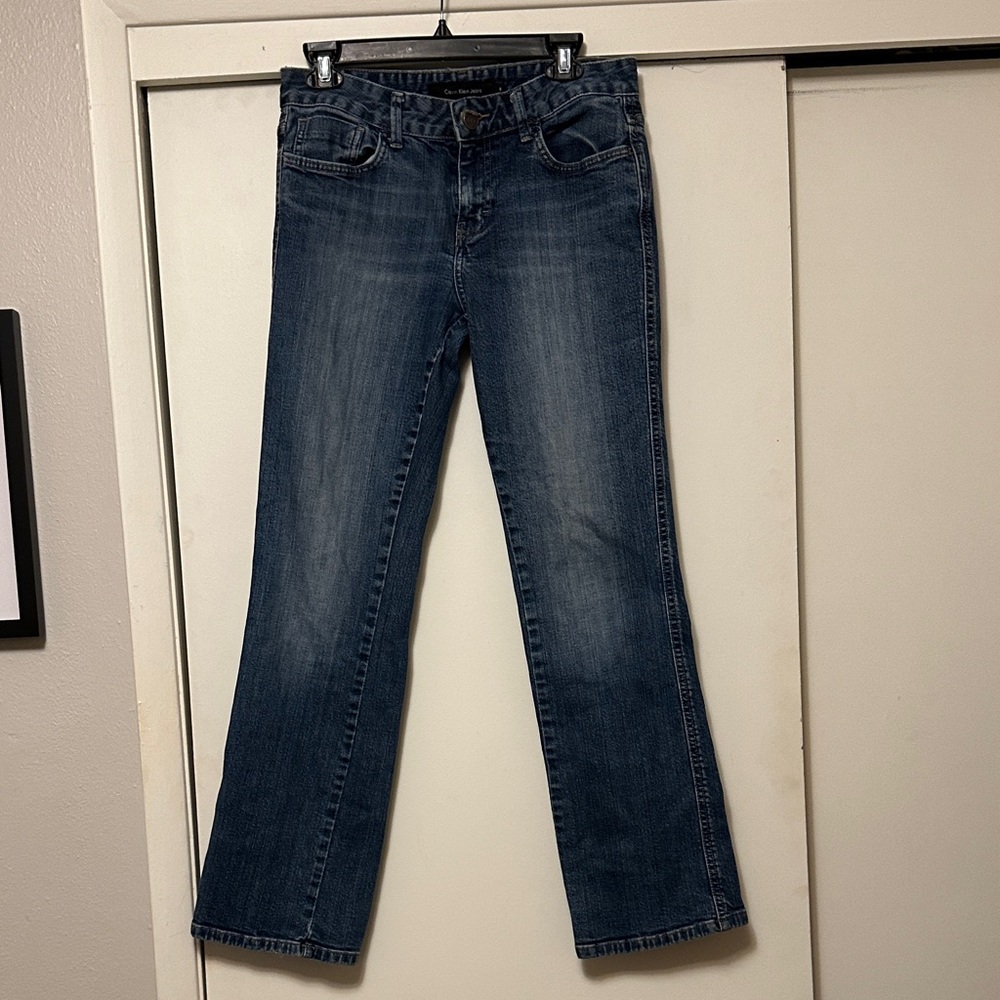 Calvin Klein Bootcut Jeans Women’s 8 Medium Wash Stretch Denim Flap Pocket Y2K C - Picture 2 of 15
